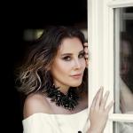 artist image Funda Arar Gözleri Aşka Gülen Rüya