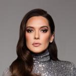 artist image Demet Akalim Çanta Zirve