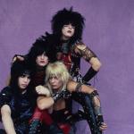artist image Mötley Crüe Live Wire (1999 Elektra Re-Release) Too Fast For Love